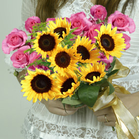 Happily Ever After Wedding Combo D.I.Y. Petite Sunflowers - Spray Roses & Solidagos - Wedding Flower Trends